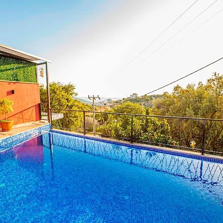 Apartment Mira Queen *